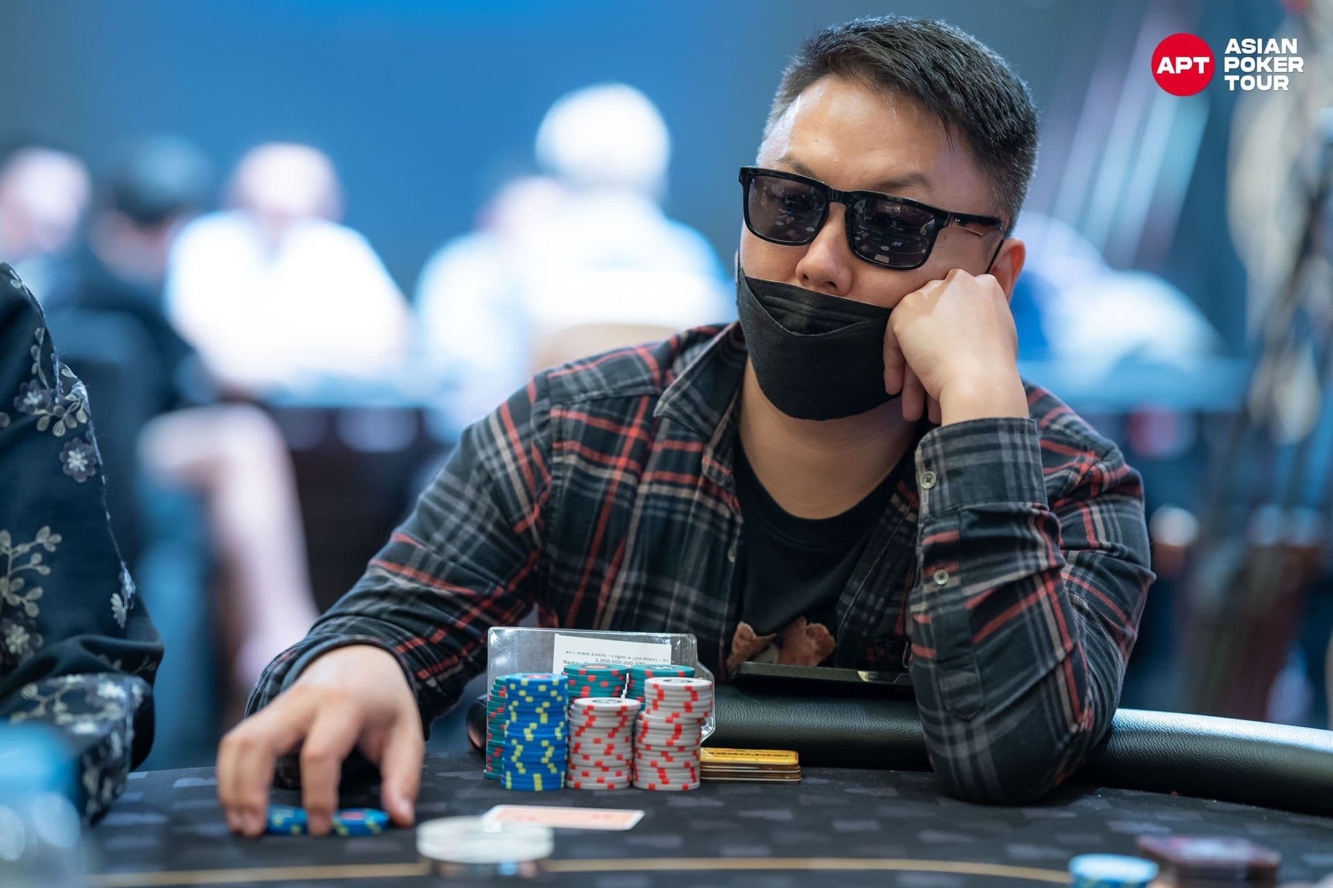 Russia's Sergei Kim Leads Final 15 Main Event Players in Korea's Largest-Ever Tournament