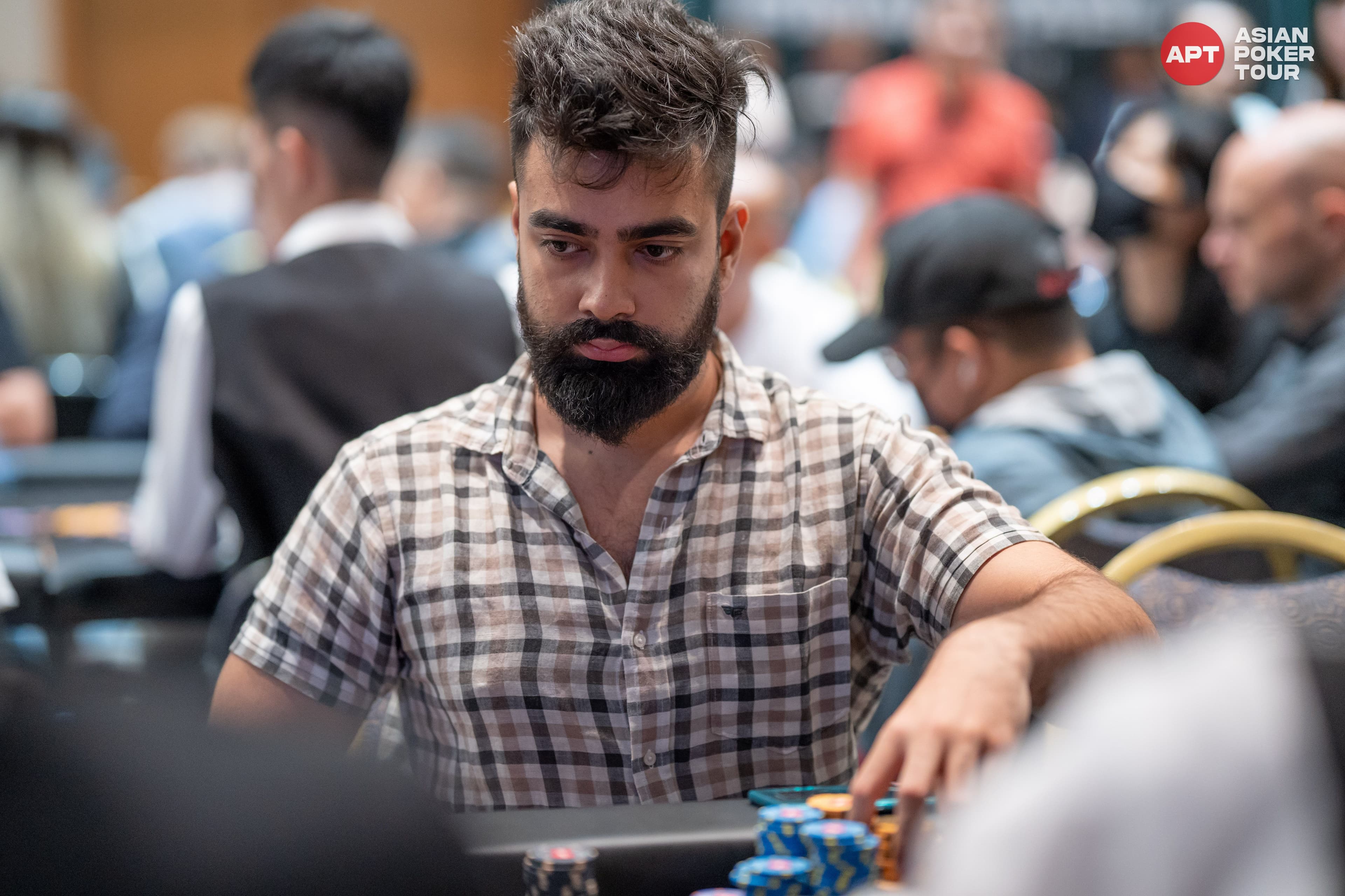 VND 12BN (~$500K) GTD Main Event Opening Flight Draws 190 Entries; India's Anuj Yadav Bags Biggest